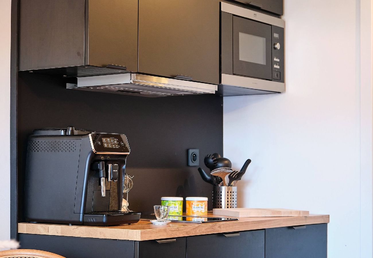 Apartment in Vars - Cosy Apartment • Resort Centre • 4-Min Walk to Slopes • 2 Adults + 2 Children