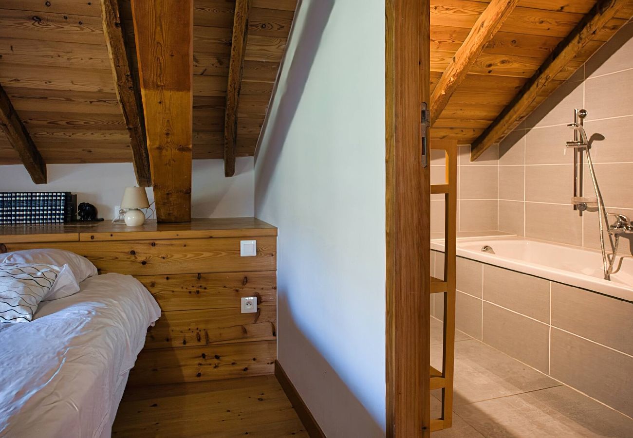 Chalet in Vars -     Chalet with Panoramic Views • Sleeps 8