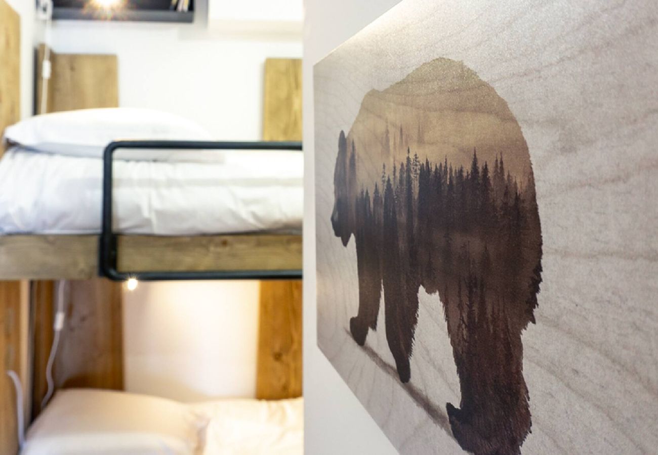 Residence in Vars - Family Apartment • Two Terraces • Parking • Sleeps up to 7