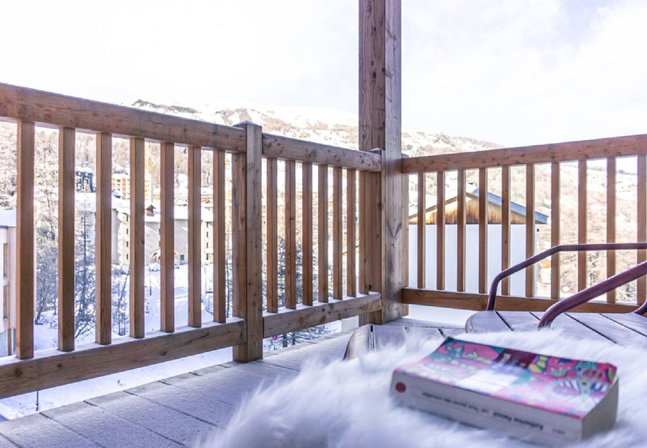 Residence in Vars - Family Apartment • Two Terraces • Parking • Sleeps up to 7