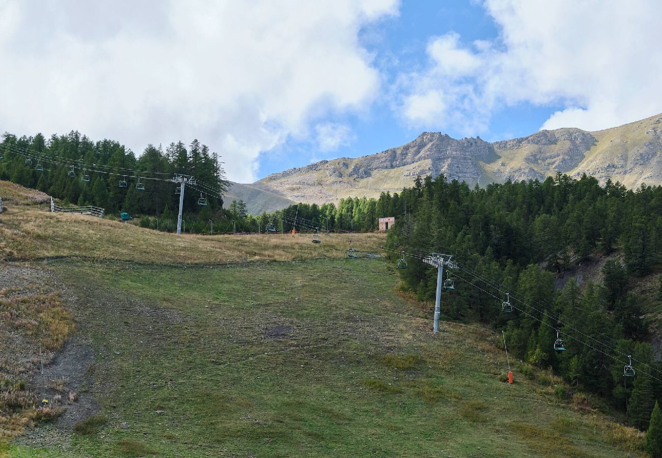Apartment in Vars - Ski-in/Ski-out Studio • Slopes View Balcony • Resort Centre • Sleeps 4