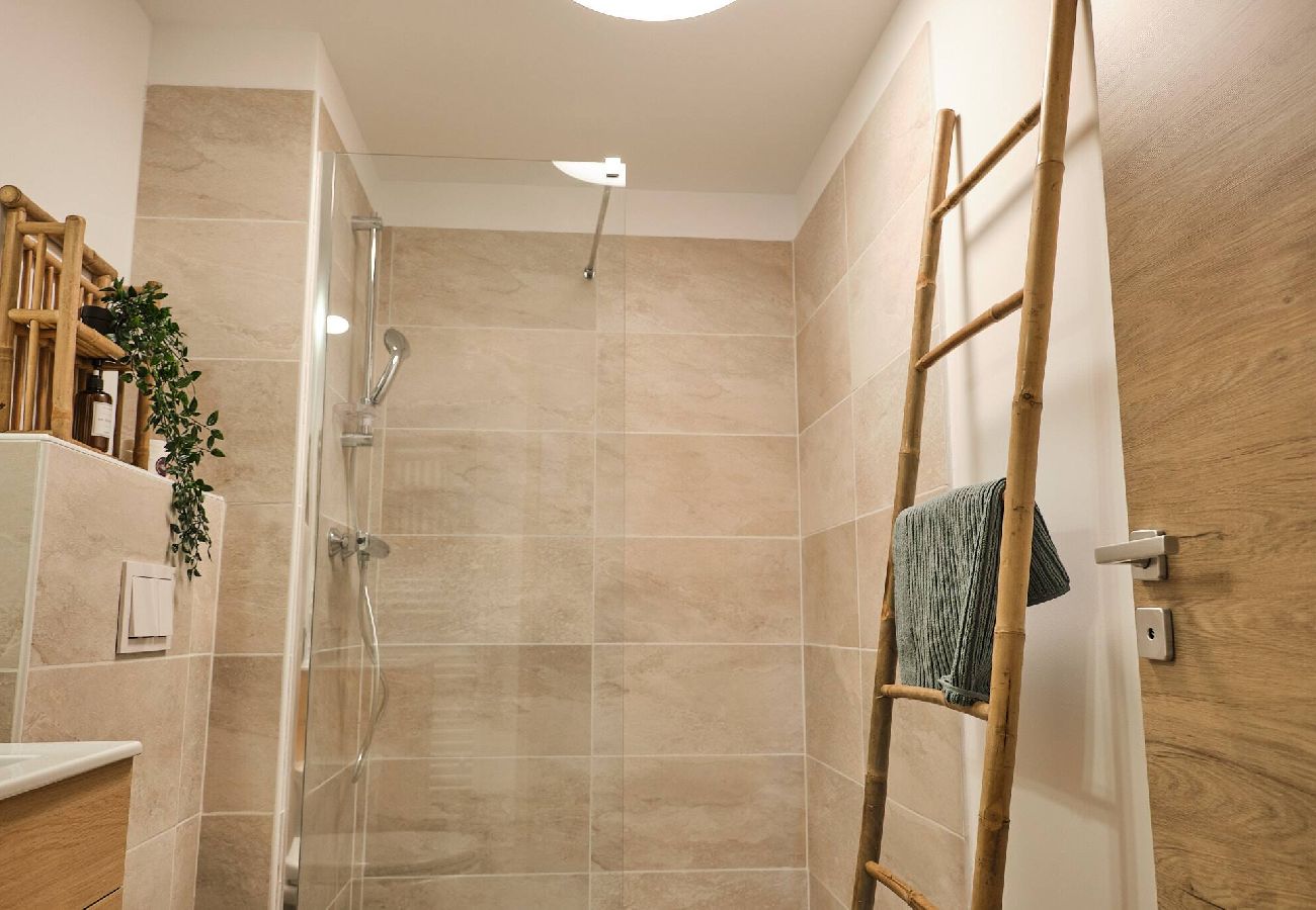Apartment in Vars - Premium Apartment • Garage • Large Terrace