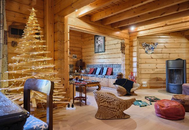Chalet in Vars - Finnish Chalet • Sauna • Écrins Views