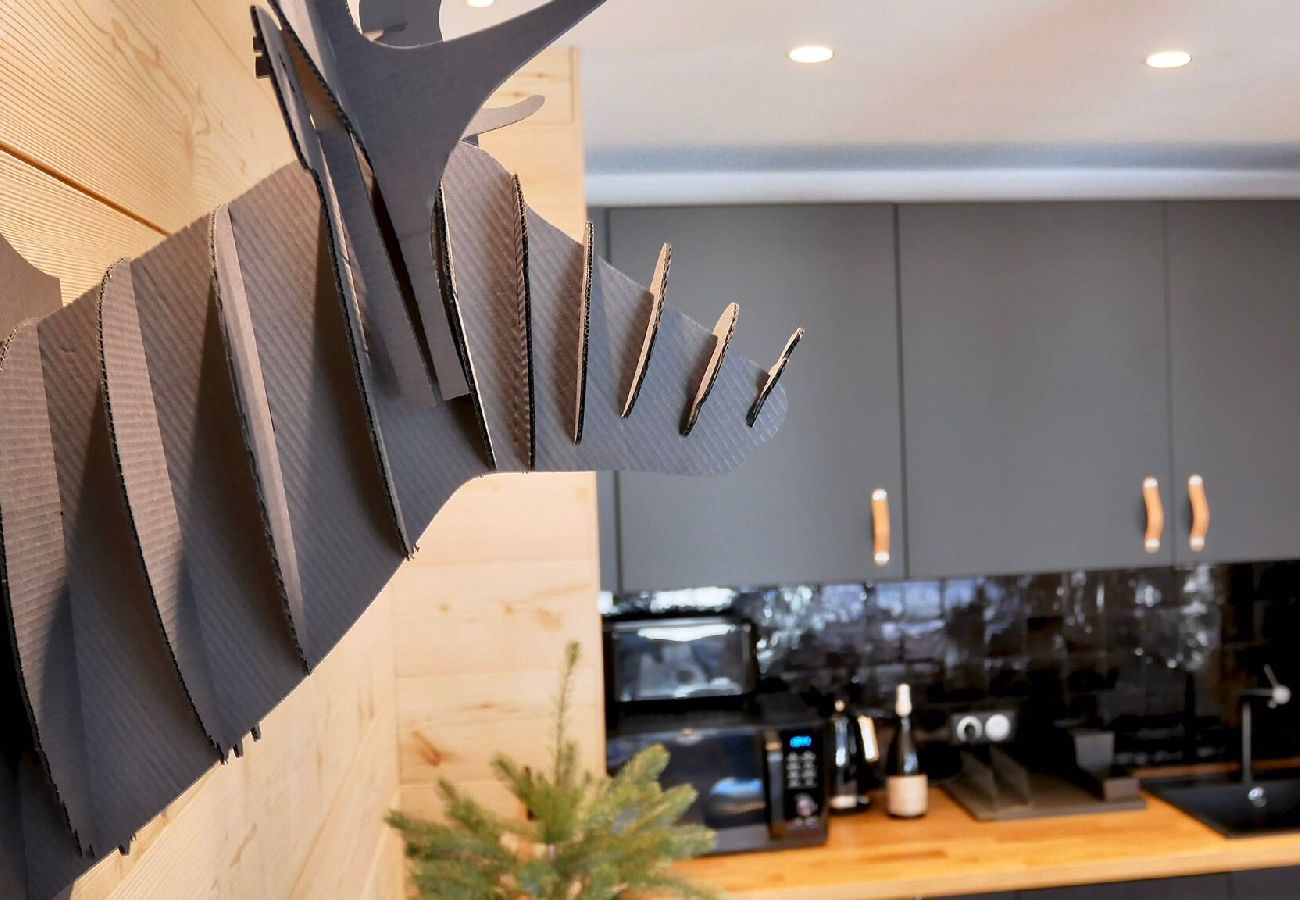 Apartment in Vars -     Beautiful Renovated Ski-in/Ski-out Apartment with Secure Parking