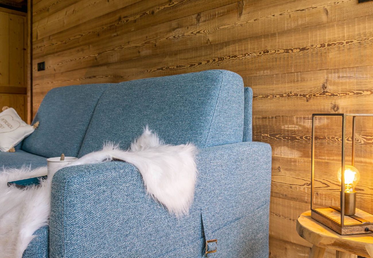Apartment in Vars - Ski-in/Ski-out Studio • Slopes View Balcony • 2 Adults + 2 Children