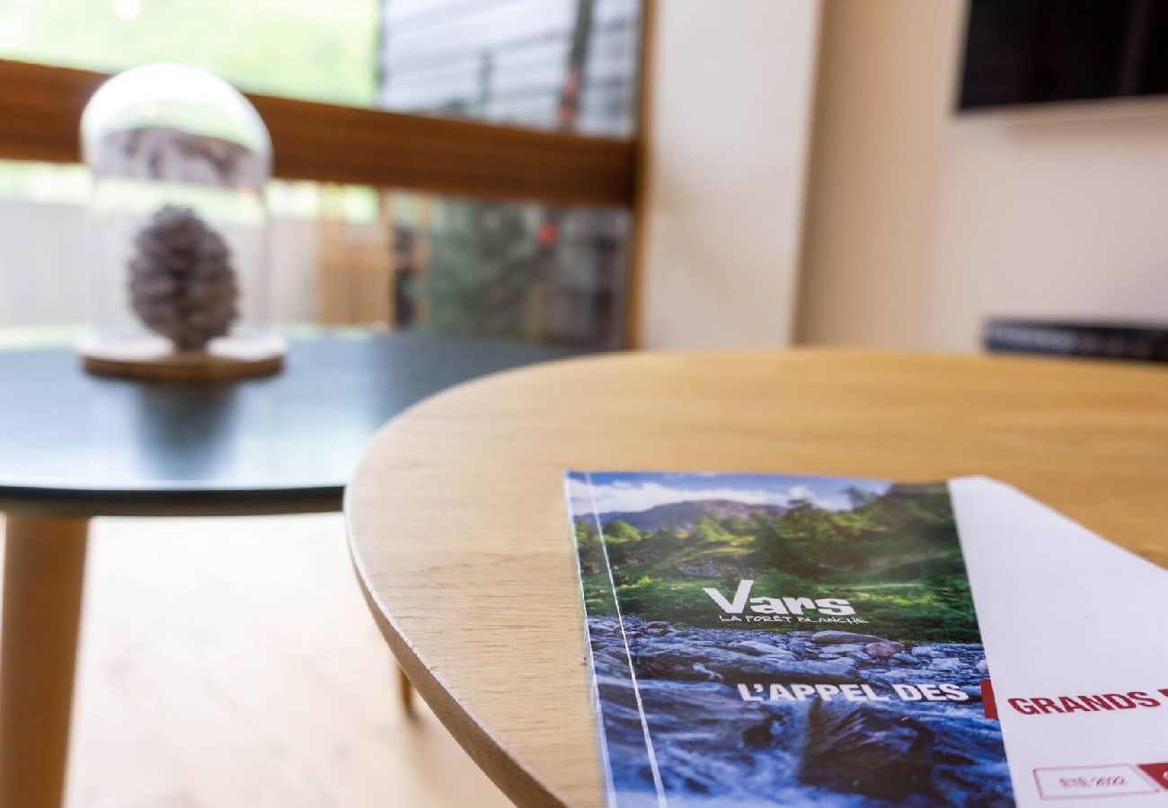 Apartment in Vars - Ski-in/Ski-out Studio • Slopes View Balcony • 2 Adults + 2 Children