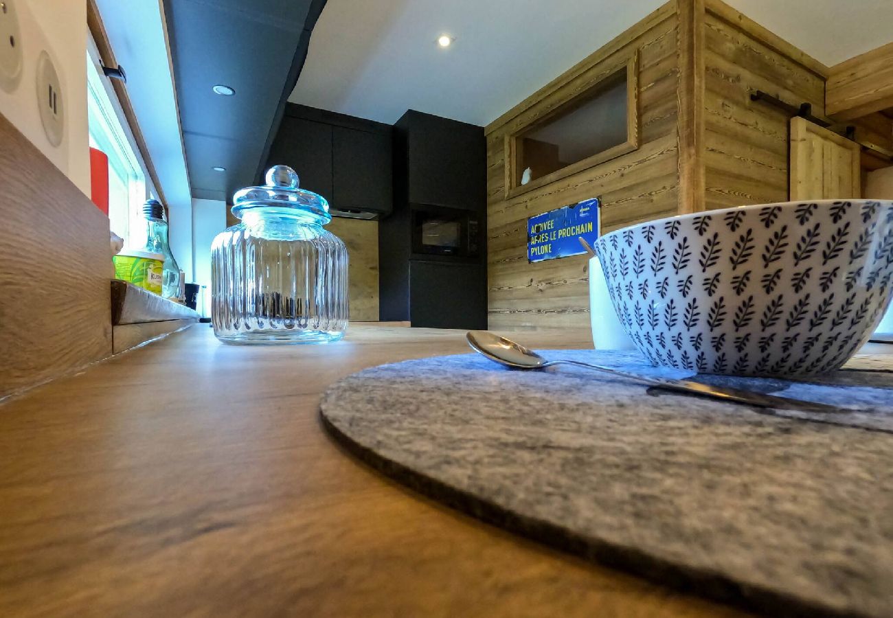Apartment in Vars - Ski-in/Ski-out Studio • Slopes View Balcony • 2 Adults + 2 Children