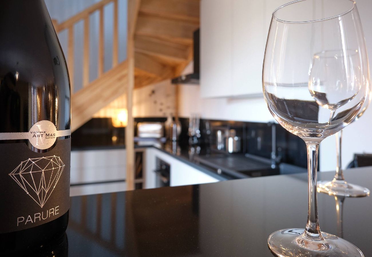 Apartment in Vars - Duplex Penthouse • Terraces • Private Garage • Master Suite