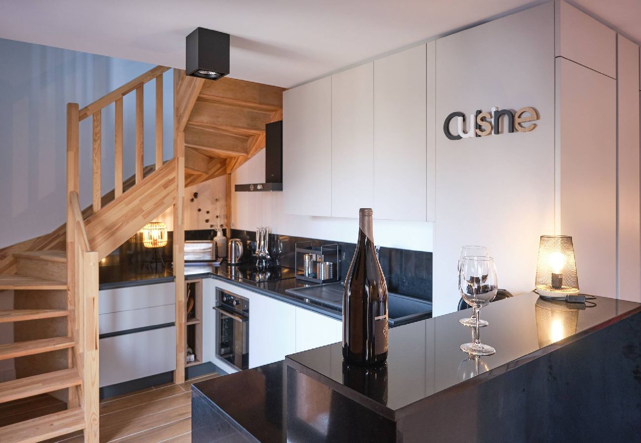 Apartment in Vars - Duplex Penthouse • Terraces • Private Garage • Master Suite