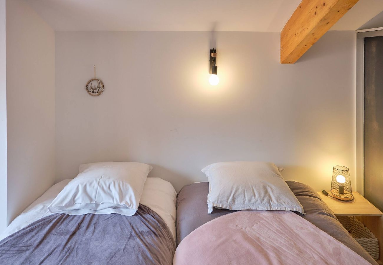Apartment in Vars - Duplex Penthouse • Terraces • Private Garage • Master Suite
