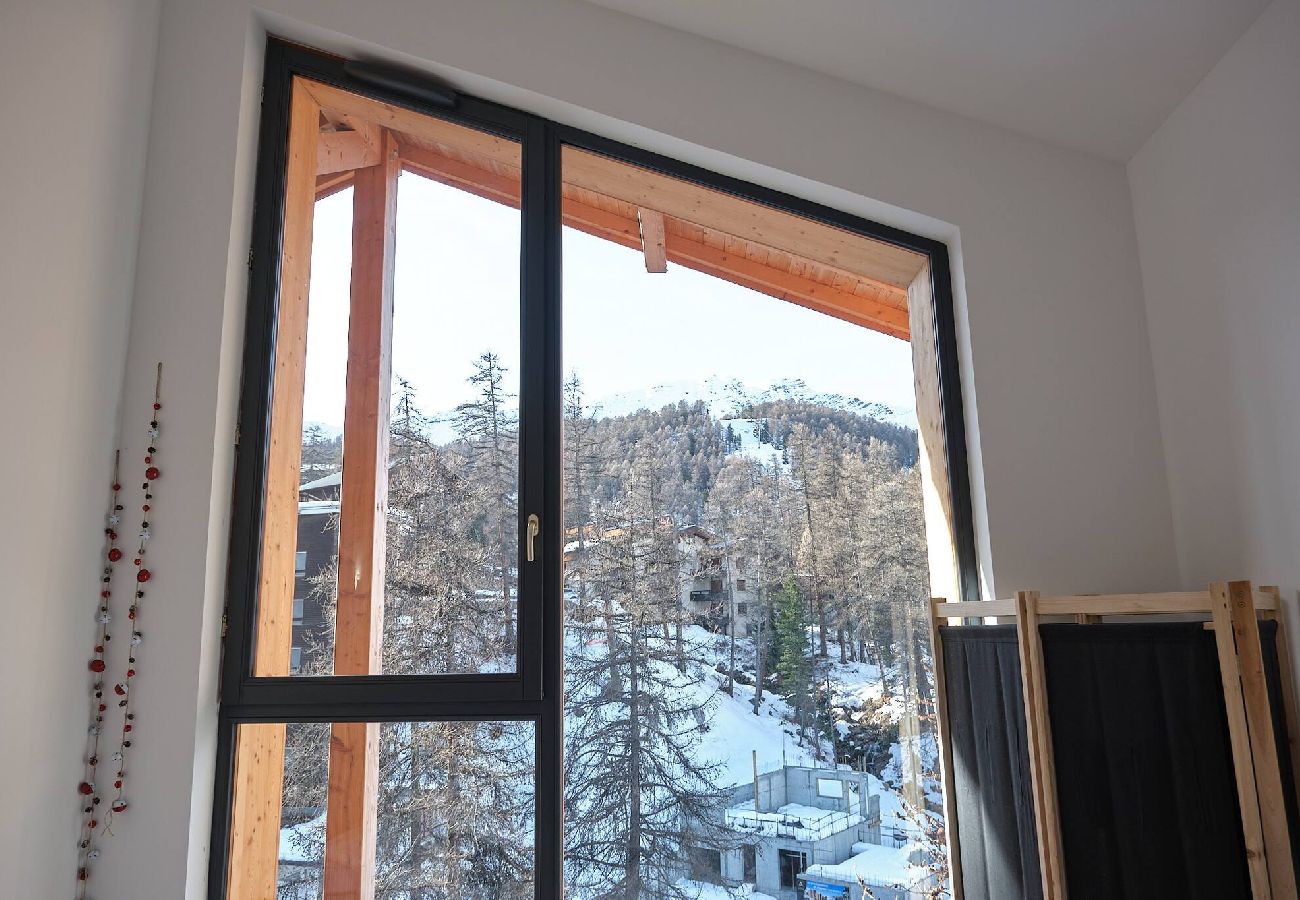 Apartment in Vars - Duplex Penthouse • Terraces • Private Garage • Master Suite