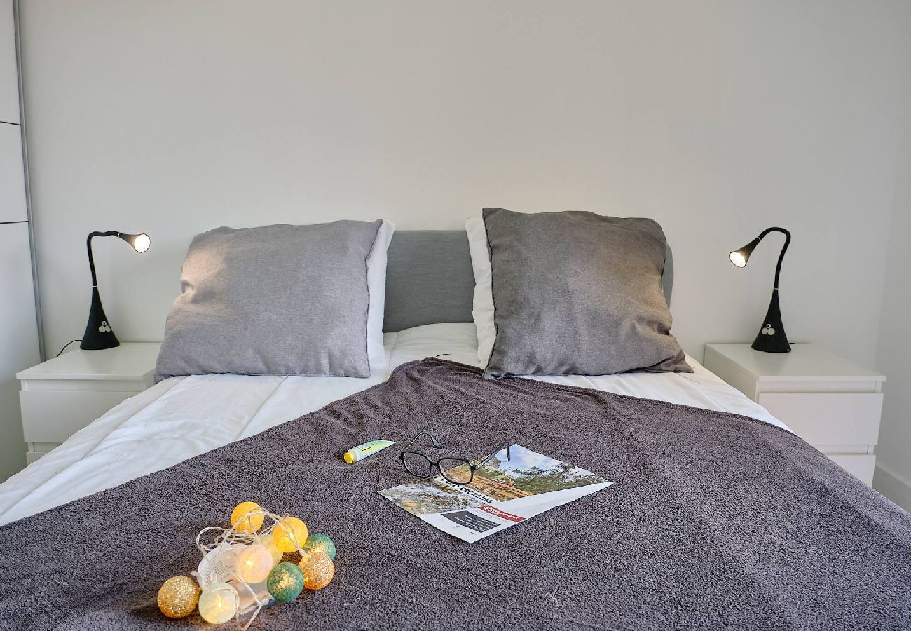 Apartment in Vars - Vars centre – Appt 4 pers en résidence neuve 
