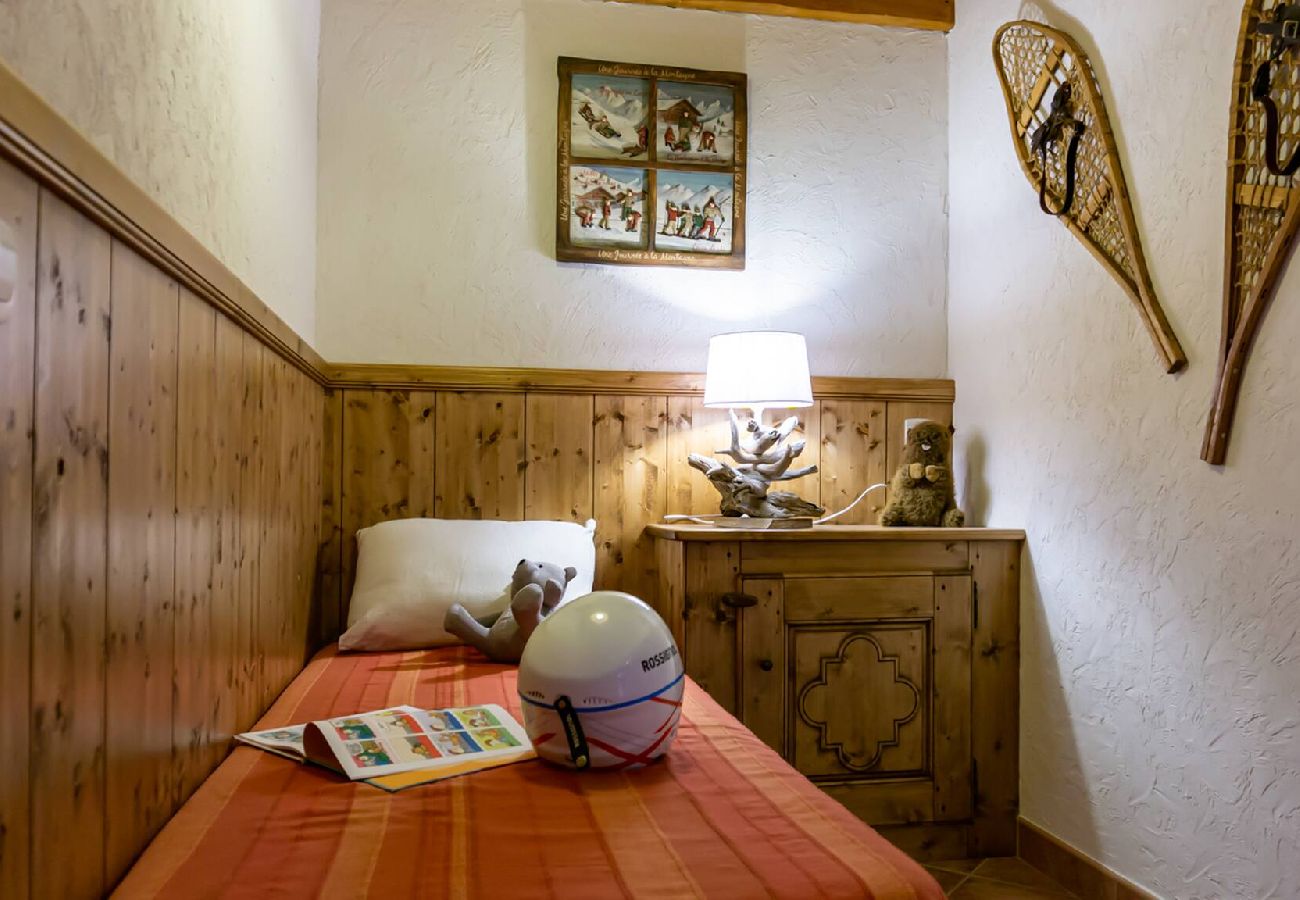 Residence in Vars - App 5 couchages Le Karibu 
