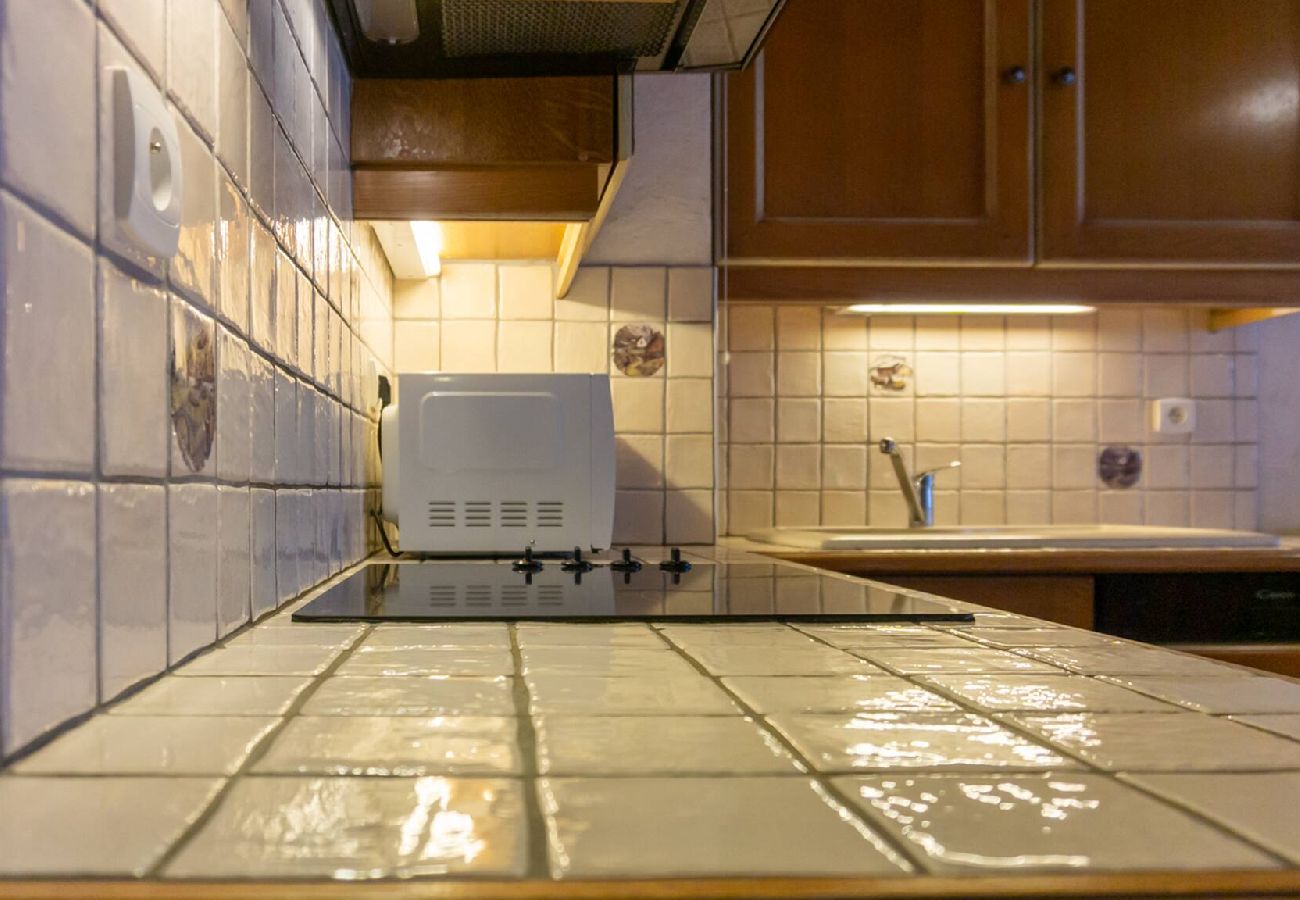 Residence in Vars - App 5 couchages Le Karibu 