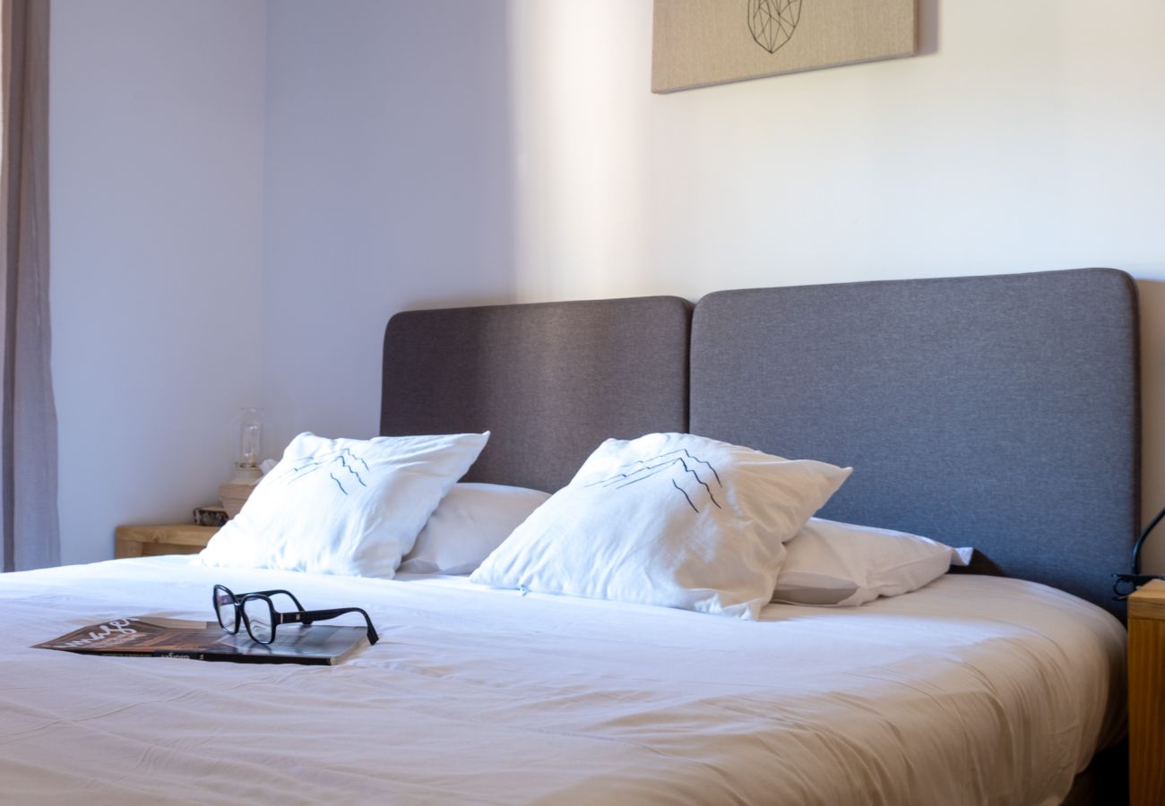 Apartment in Vars - Modern Apartment • Panoramic Views 