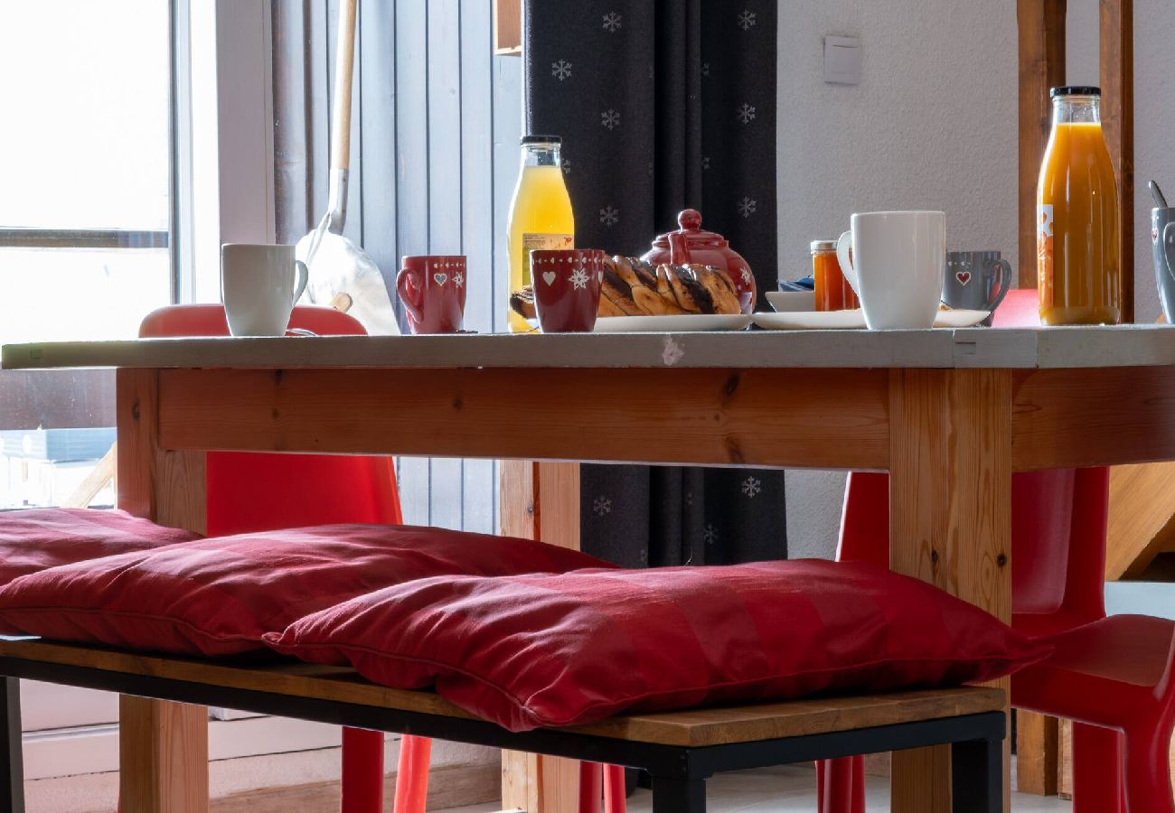 Residence in Vars - Ski-in/Ski-out Duplex • Vars Centre • 3 Bedrooms