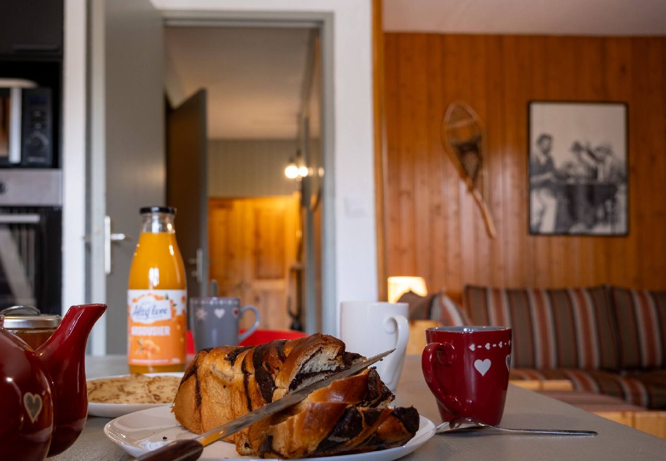 Residence in Vars - Ski-in/Ski-out Duplex • Vars Centre • 3 Bedrooms