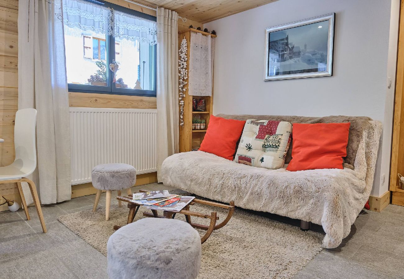 Apartment in Guillestre - Garden Apartment • Quiet Setting • Queyras & Écrins