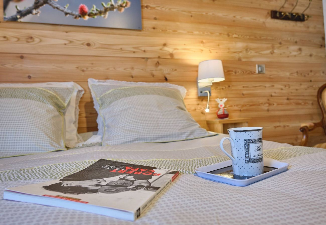 Apartment in Guillestre - Garden Apartment • Quiet Setting • Queyras & Écrins