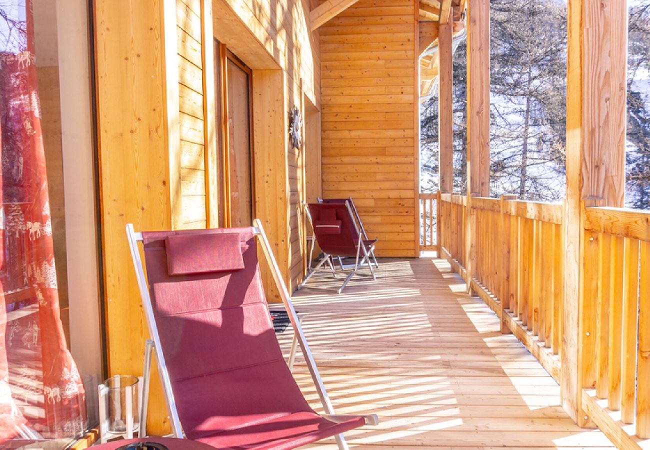 Apartment in Vars - Luxury Duplex • 4 En-suite Bedrooms • Garage 