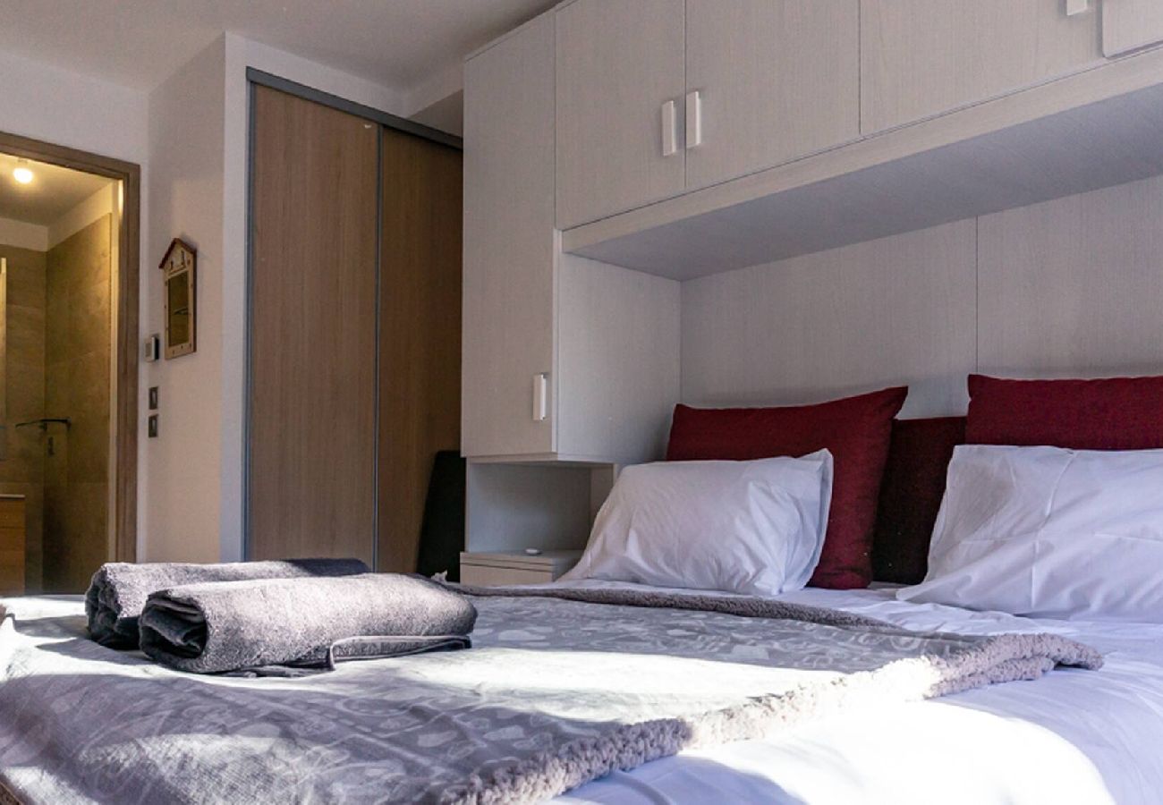 Apartment in Vars - Luxury Duplex • 4 En-suite Bedrooms • Garage 