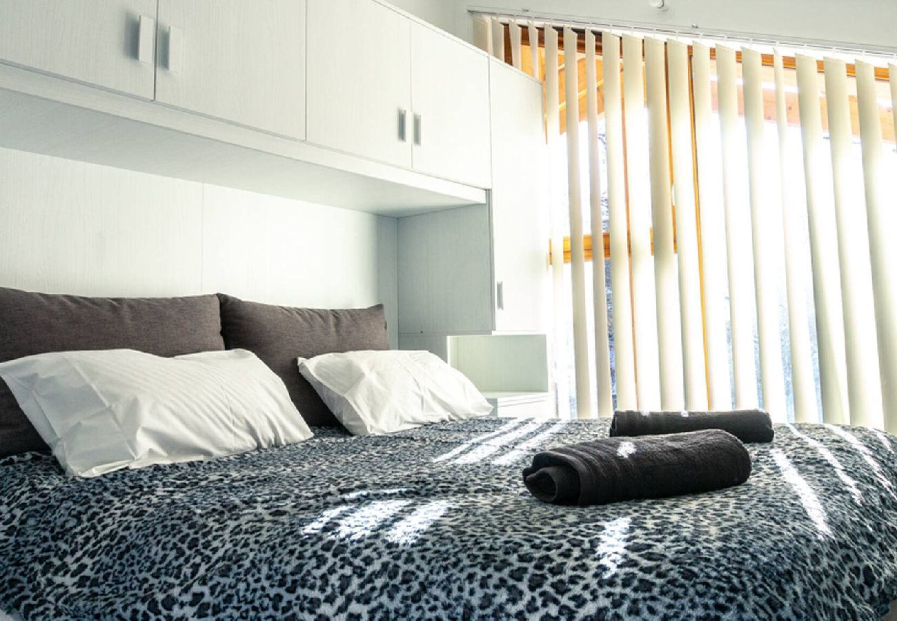 Apartment in Vars - Luxury Duplex • 4 En-suite Bedrooms • Garage 
