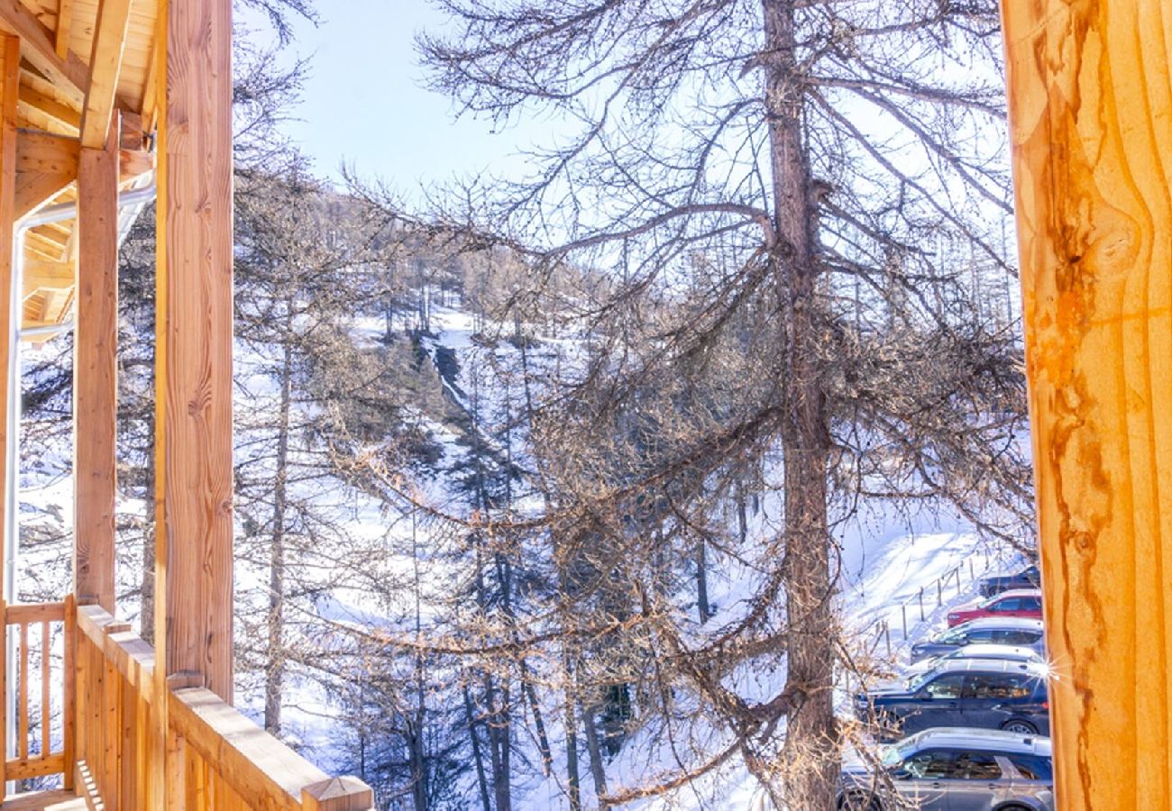 Apartment in Vars - Luxury Duplex • 4 En-suite Bedrooms • Garage 