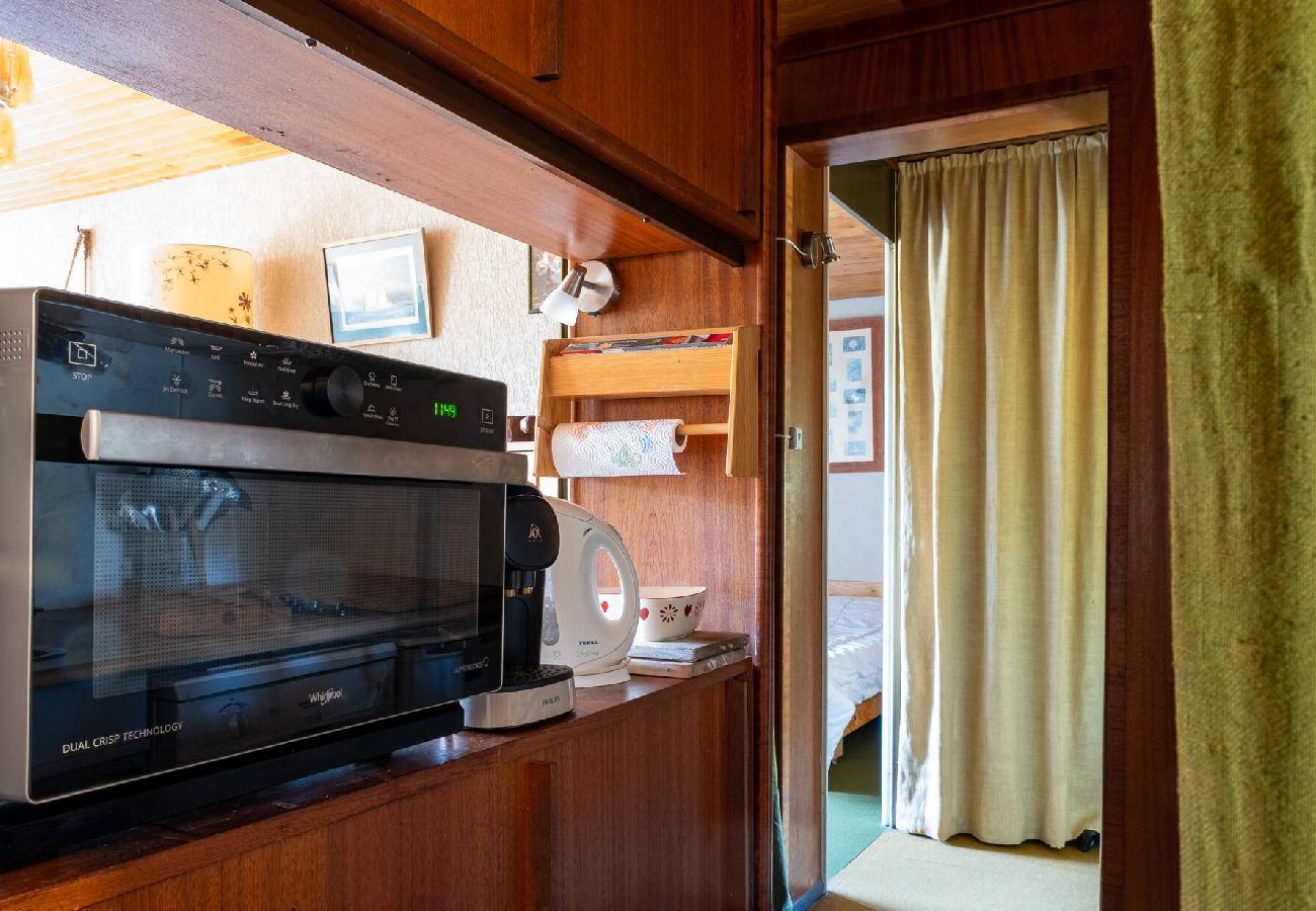 Apartment in Vars - Ski-in/Ski-out Apartment • Slope Views • 2 Bedrooms