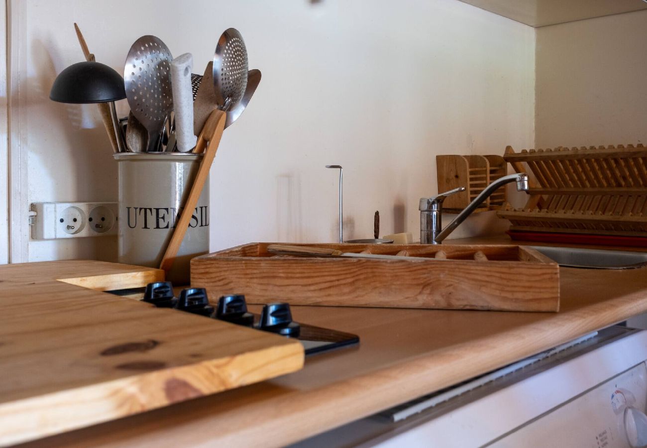 Apartment in Vars - Ski-in/Ski-out Apartment • Slope Views • 2 Bedrooms
