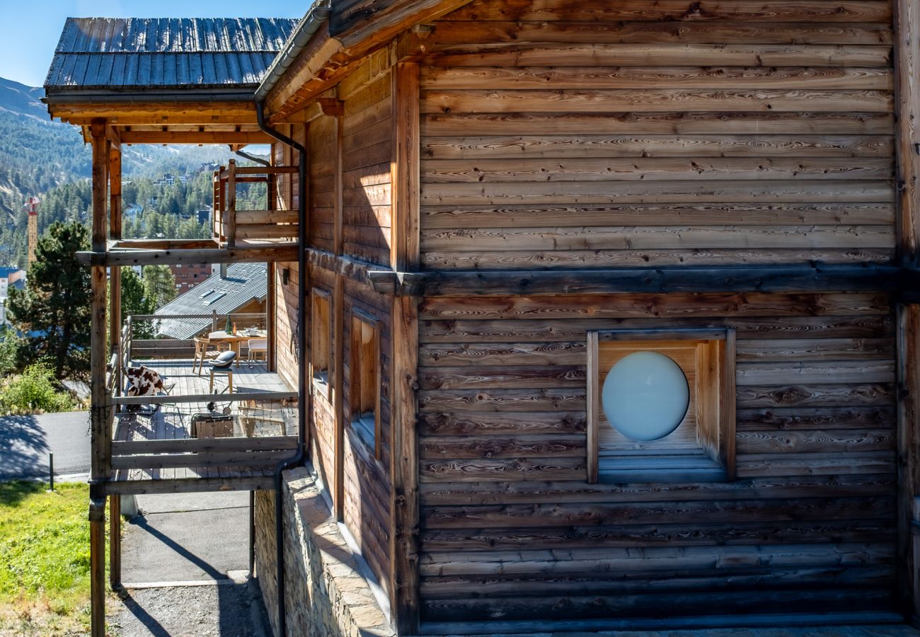Chalet in Vars - Exceptional chalet • swimming pool • ski-in/ski-out