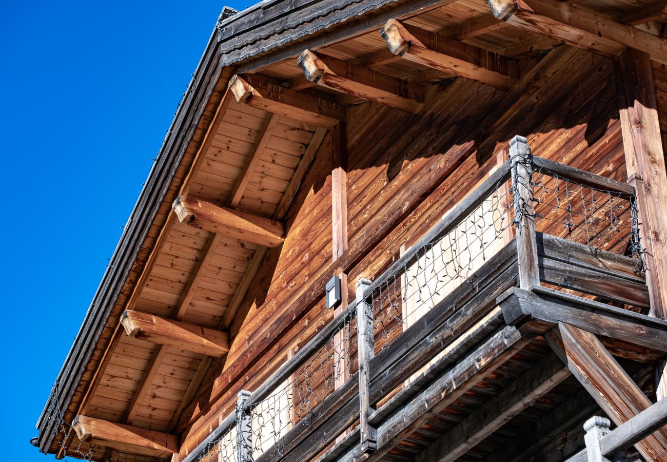Chalet in Vars - Exceptional chalet • swimming pool • ski-in/ski-out
