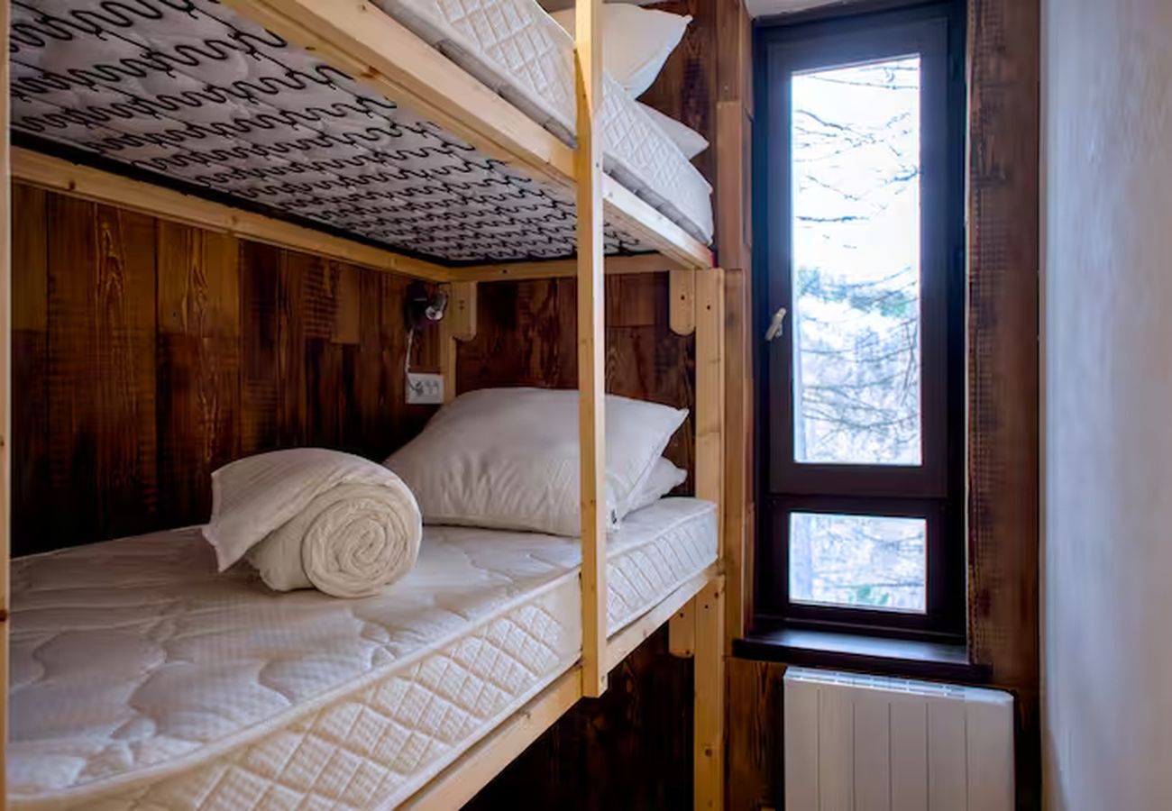 Apartment in Vars - Studio cosy pied de piste 