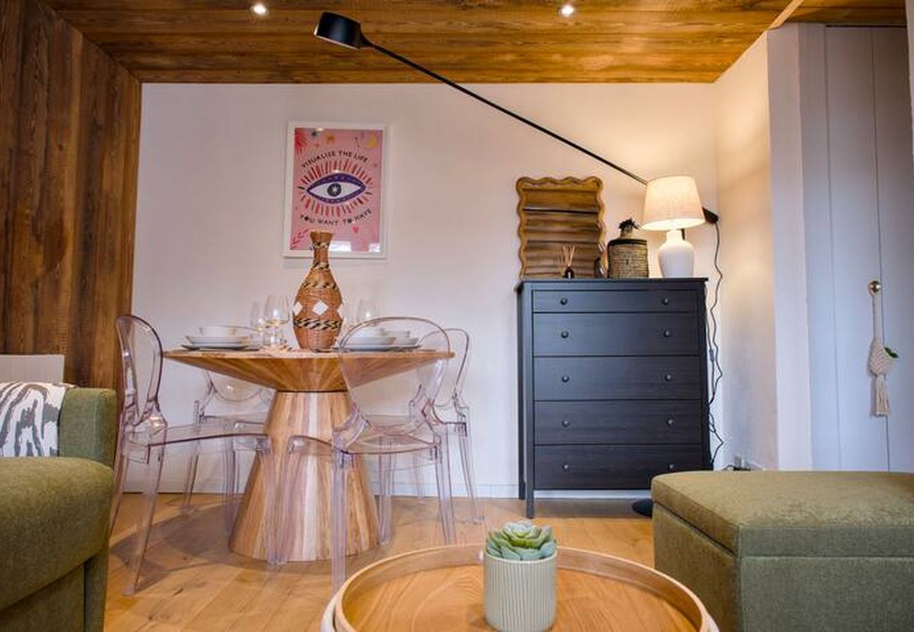 Apartment in Vars - Studio cosy pied de piste 