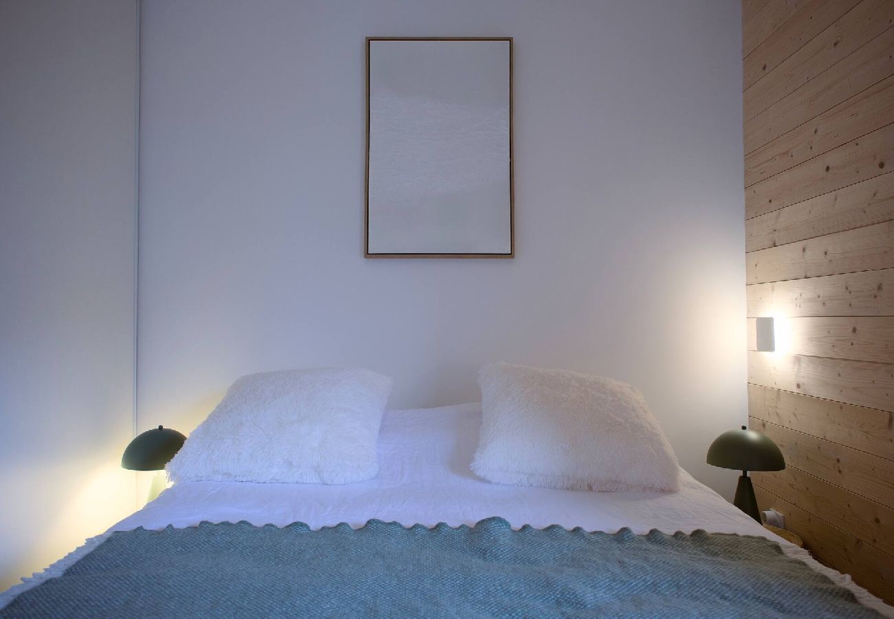 Appartement à Vars - L’Alpin Chic–Appartement neuf Vars Centre - Garage,Terrasse, 4 adultes+2 enfants