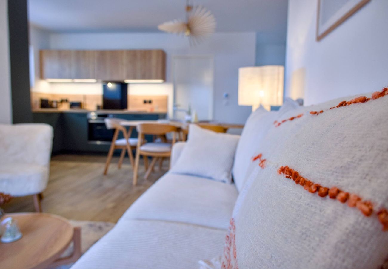 Appartement à Vars - L’Alpin Chic–Appartement neuf Vars Centre - Garage,Terrasse, 4 adultes+2 enfants
