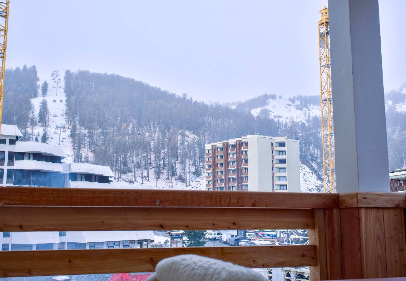 Appartement à Vars - L’Alpin Chic–Appartement neuf Vars Centre - Garage,Terrasse, 4 adultes+2 enfants