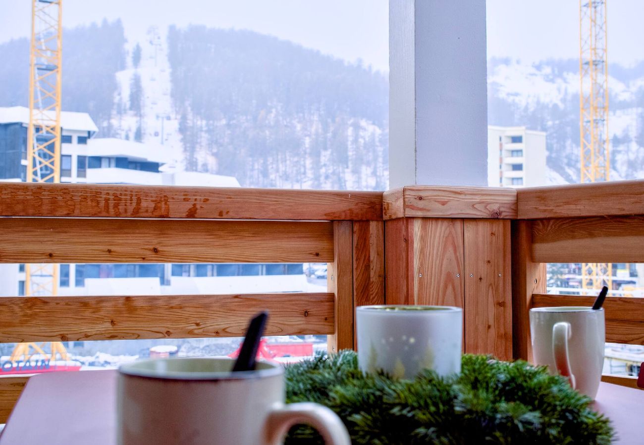 Appartement à Vars - L’Alpin Chic–Appartement neuf Vars Centre - Garage,Terrasse, 4 adultes+2 enfants