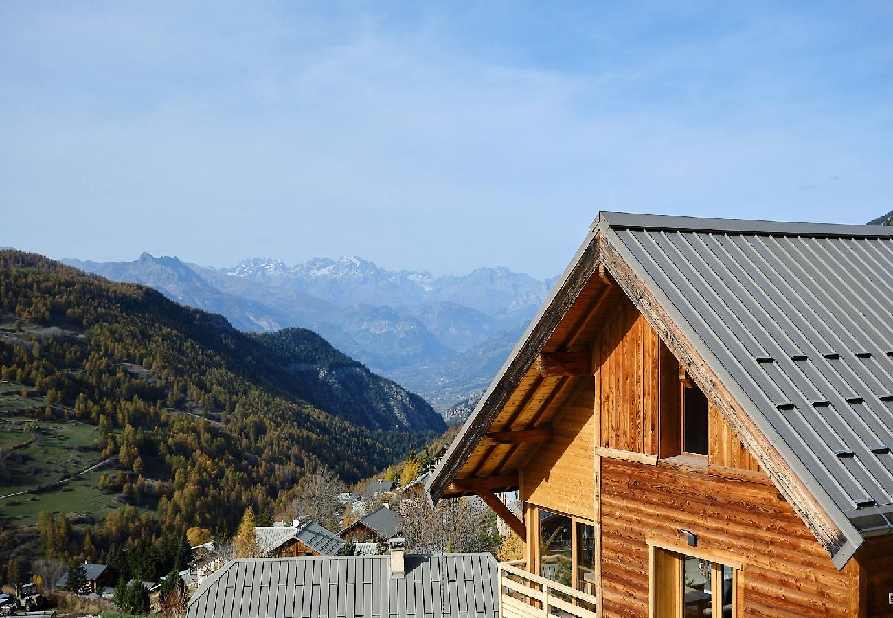 Chalet à Vars - Chalet rénové • Vue panoramique • Jardin • 10 pers.