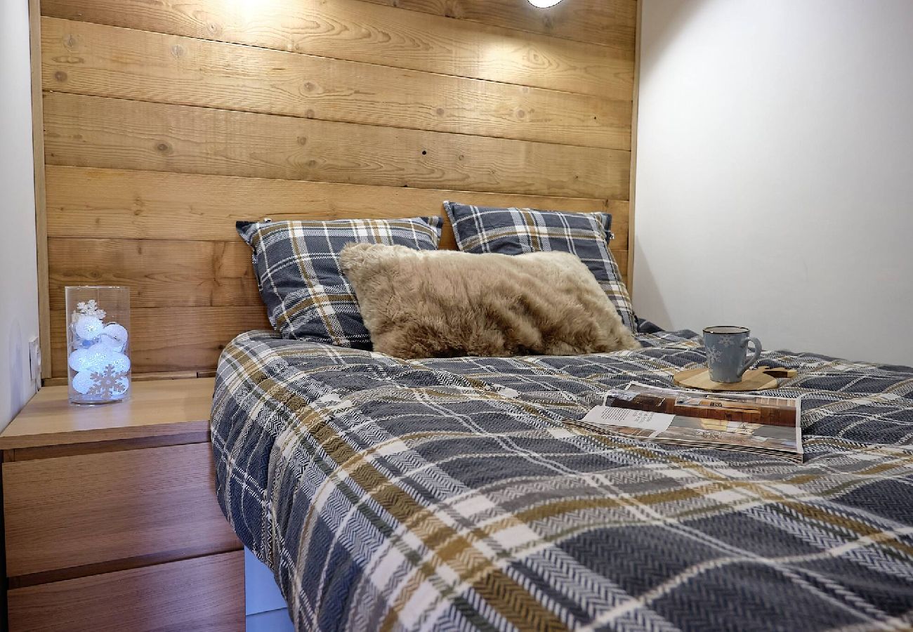 Appartement à Vars - Appartement cosy • Centre Vars • À 4 min des pistes • 2 adultes + 2 enfants