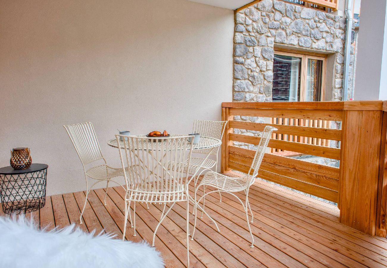 Appartement à Vars - Appartement neuf • Garage • 2 terrasses • Centre Vars