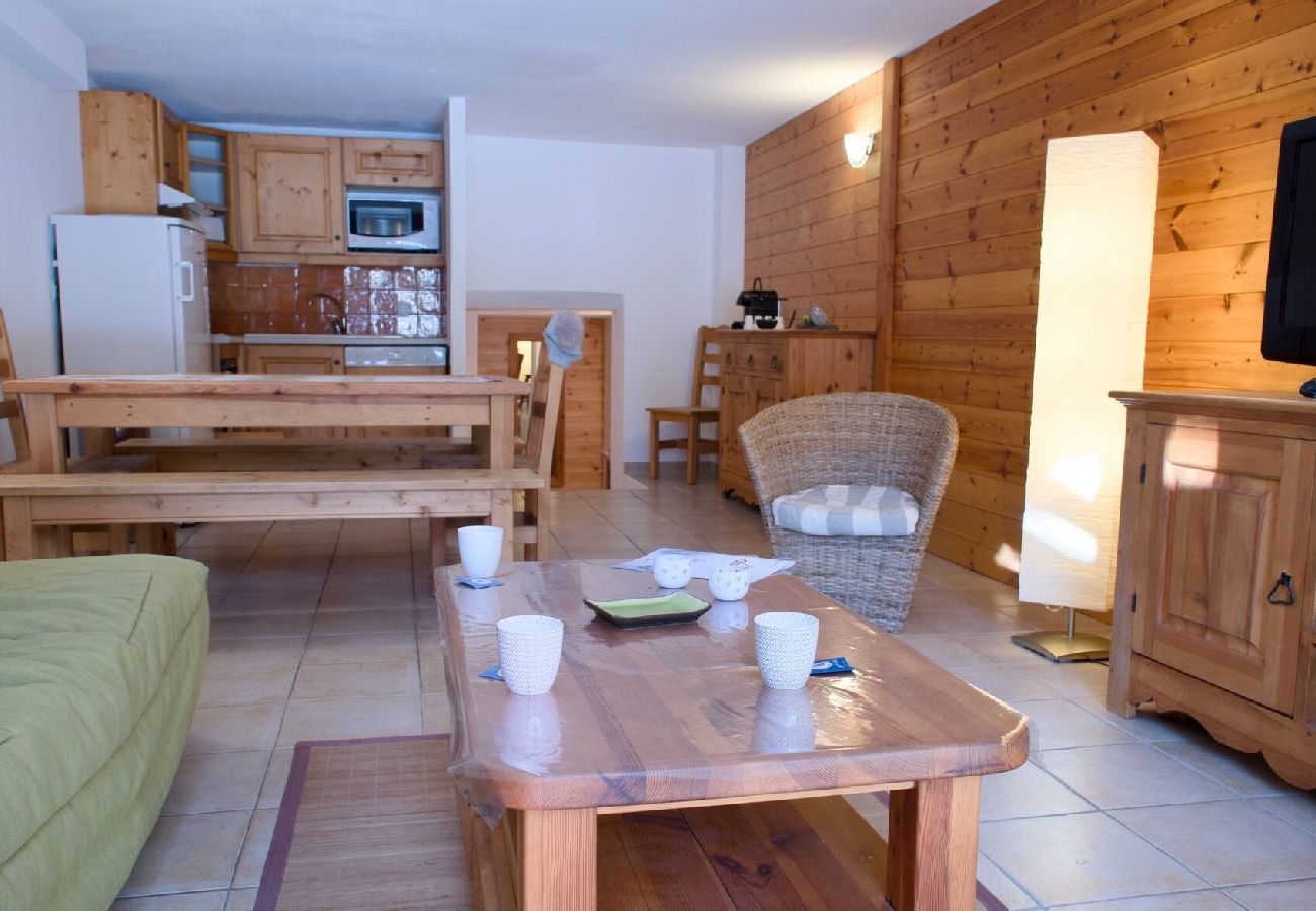 Appartement à Vars - Appartement familial • Jardin • 2 chambres • 8 pers.