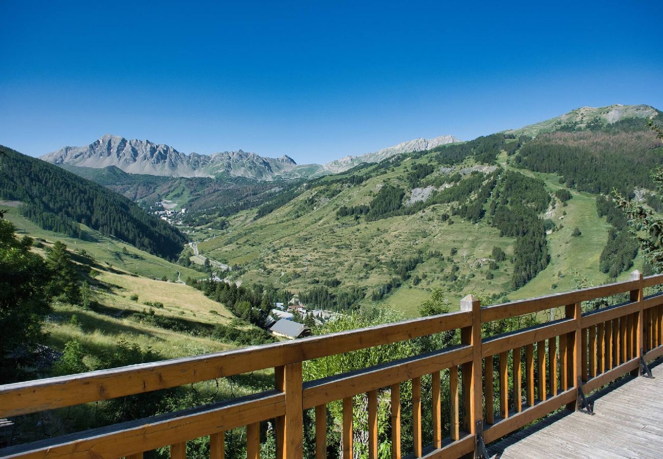Chalet à Vars -     Vue panoramique • Chalet de caractère • 8 pers.