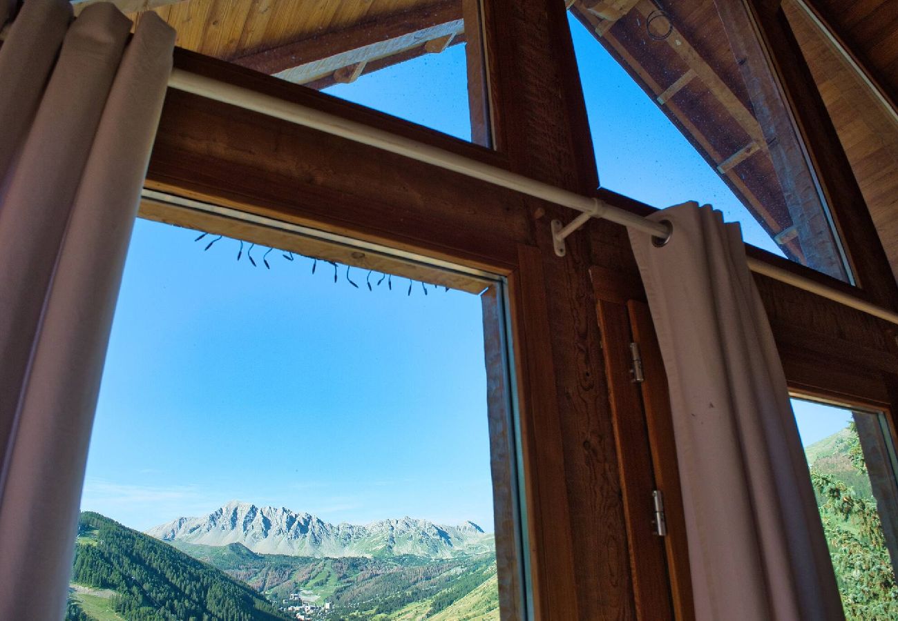 Chalet à Vars -     Vue panoramique • Chalet de caractère • 8 pers.