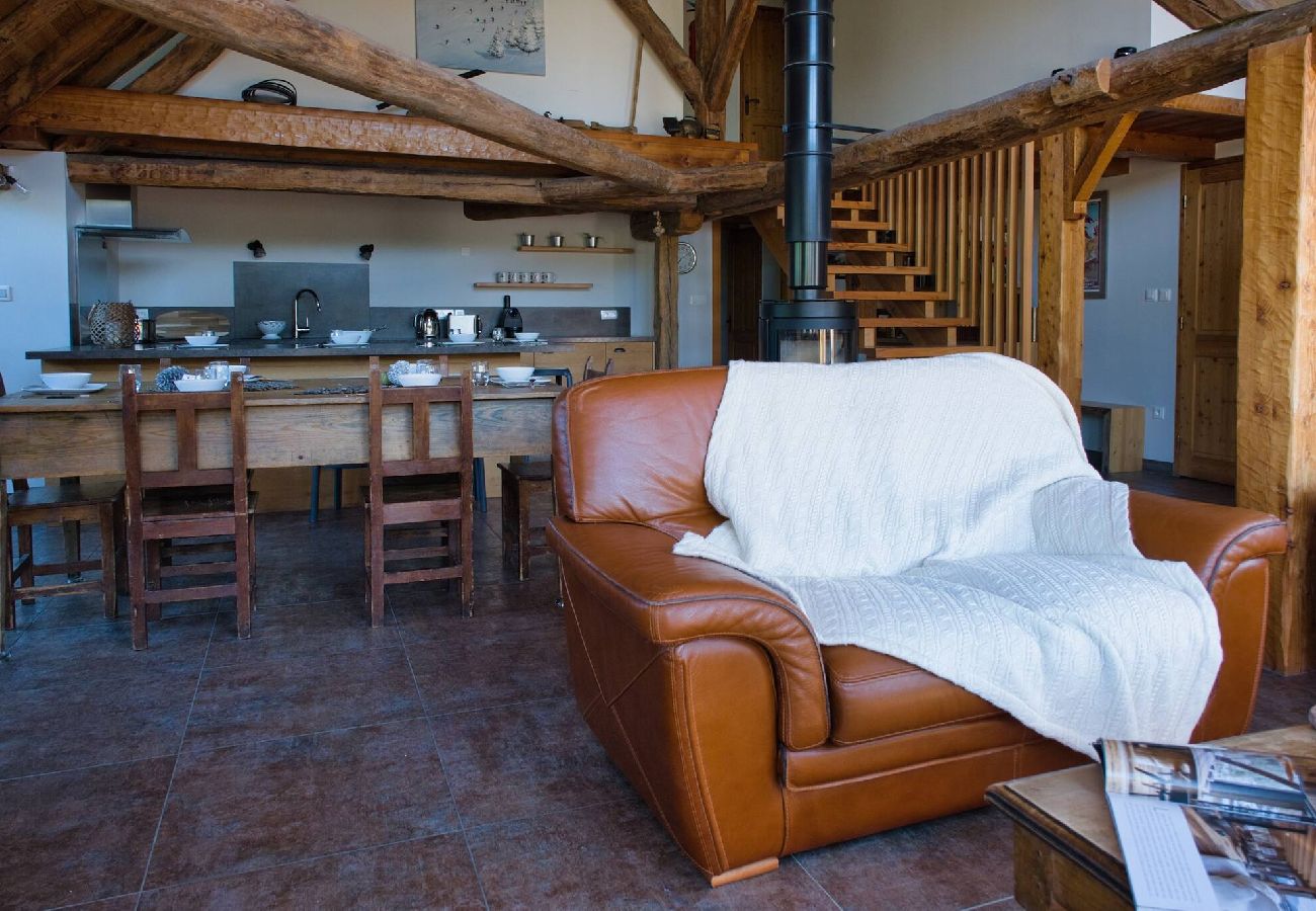 Chalet à Vars -     Vue panoramique • Chalet de caractère • 8 pers.