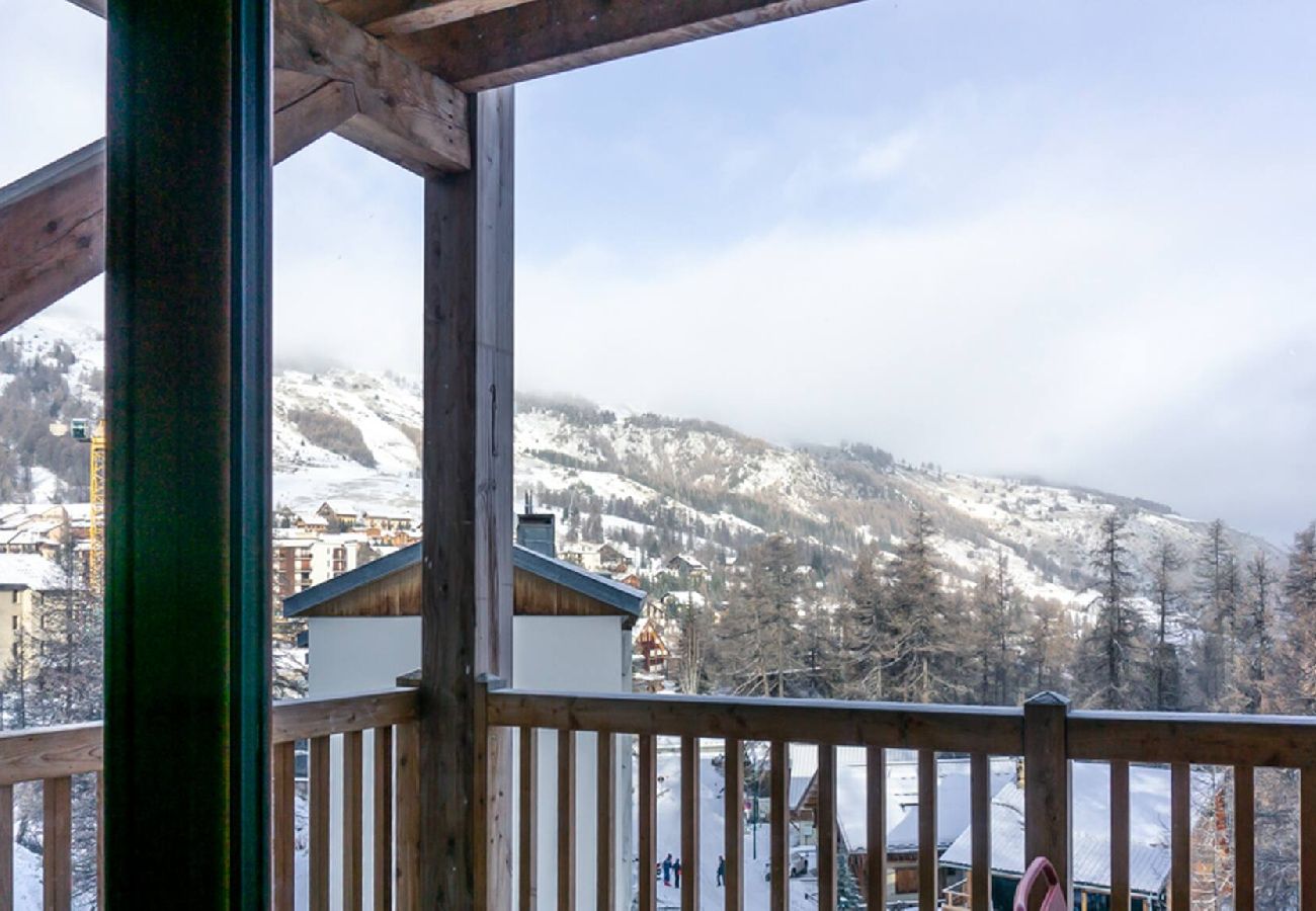 Résidence à Vars - Appartement familial • 2 terrasses • Parking • Jusqu'à 7 pers.