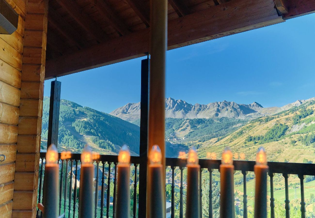 Chalet à Vars - Chalet finlandais • Sauna • Vue Écrins 