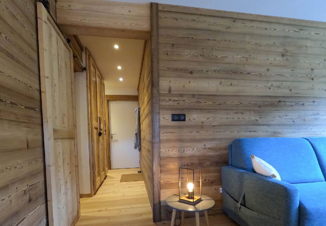 Appartement à Vars - Studio skis aux pieds • Balcon vue pistes • 2 adultes + 2 enfants