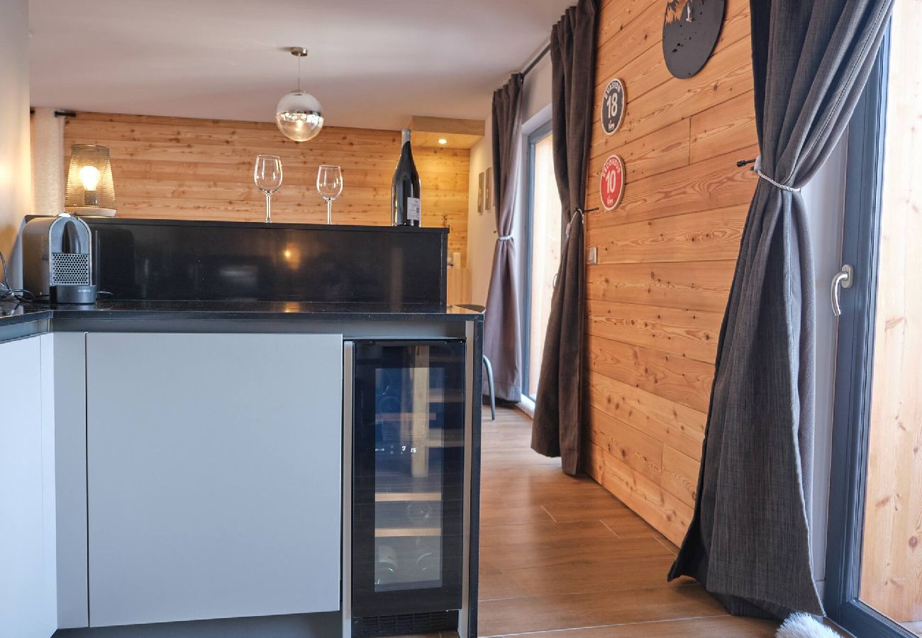 Appartement à Vars - Penthouse duplex • Terrasses • Box privé • Suite parentale
