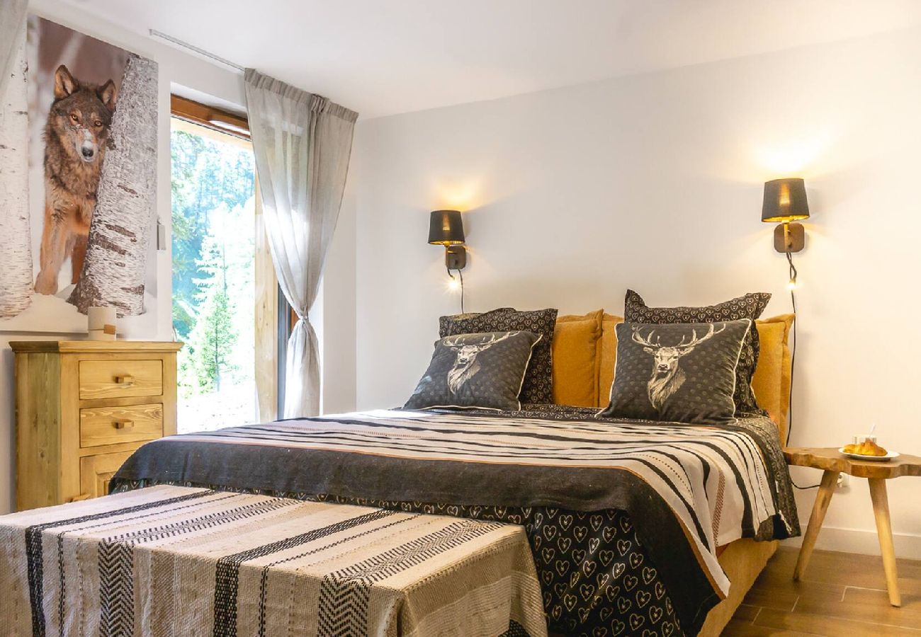 Appartement à Vars - L'Orignal app neuf 55m2 terrasse 75m2 proche piste 