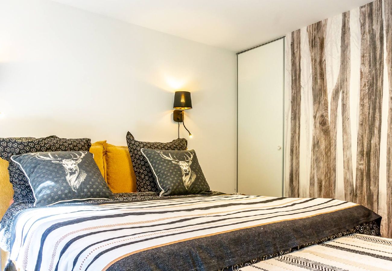 Appartement à Vars - L'Orignal app neuf 55m2 terrasse 75m2 proche piste 